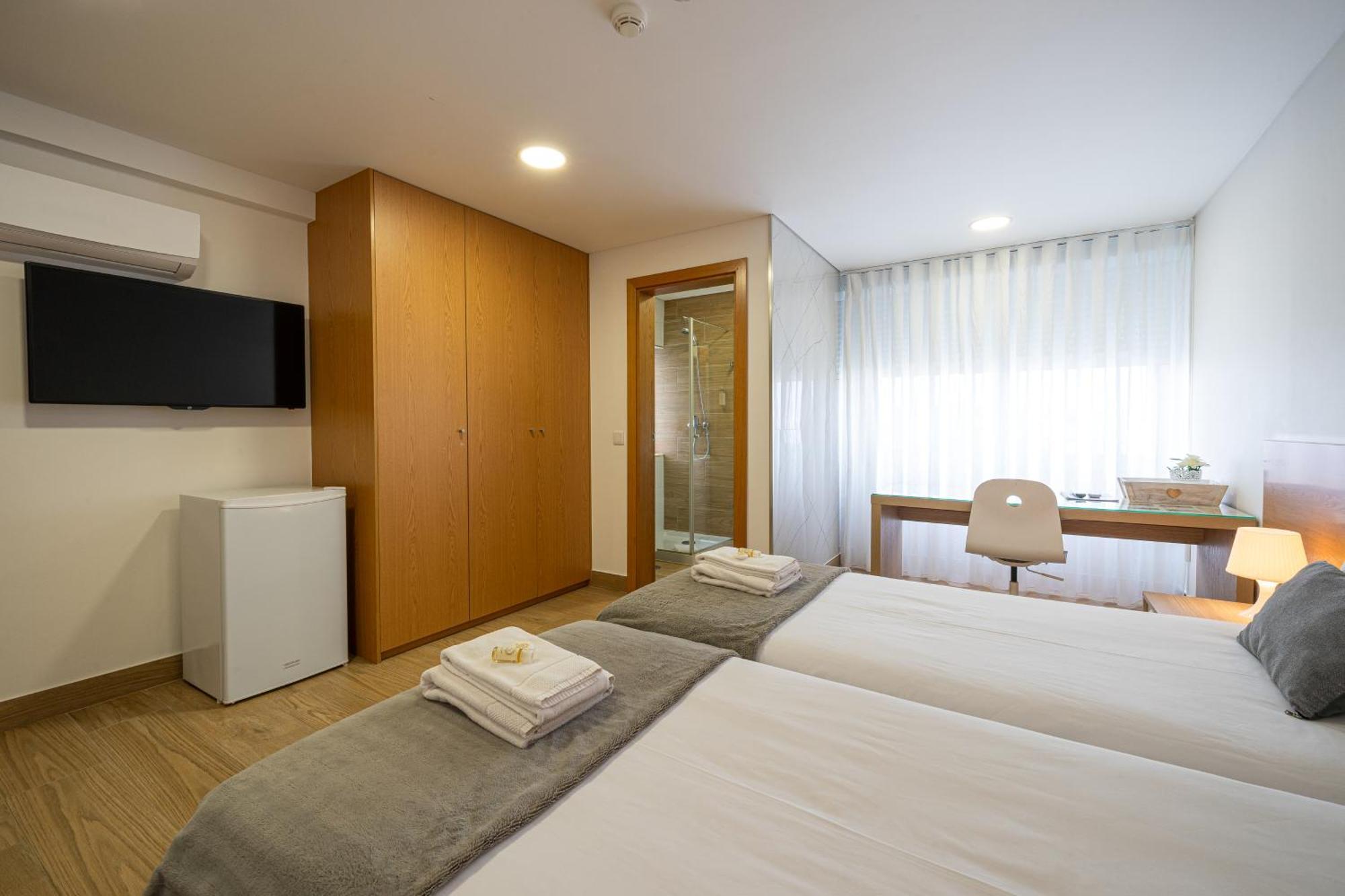 Central Suites 3 เซาโจเอา ดา มาเดย์รา ภายนอก รูปภาพ