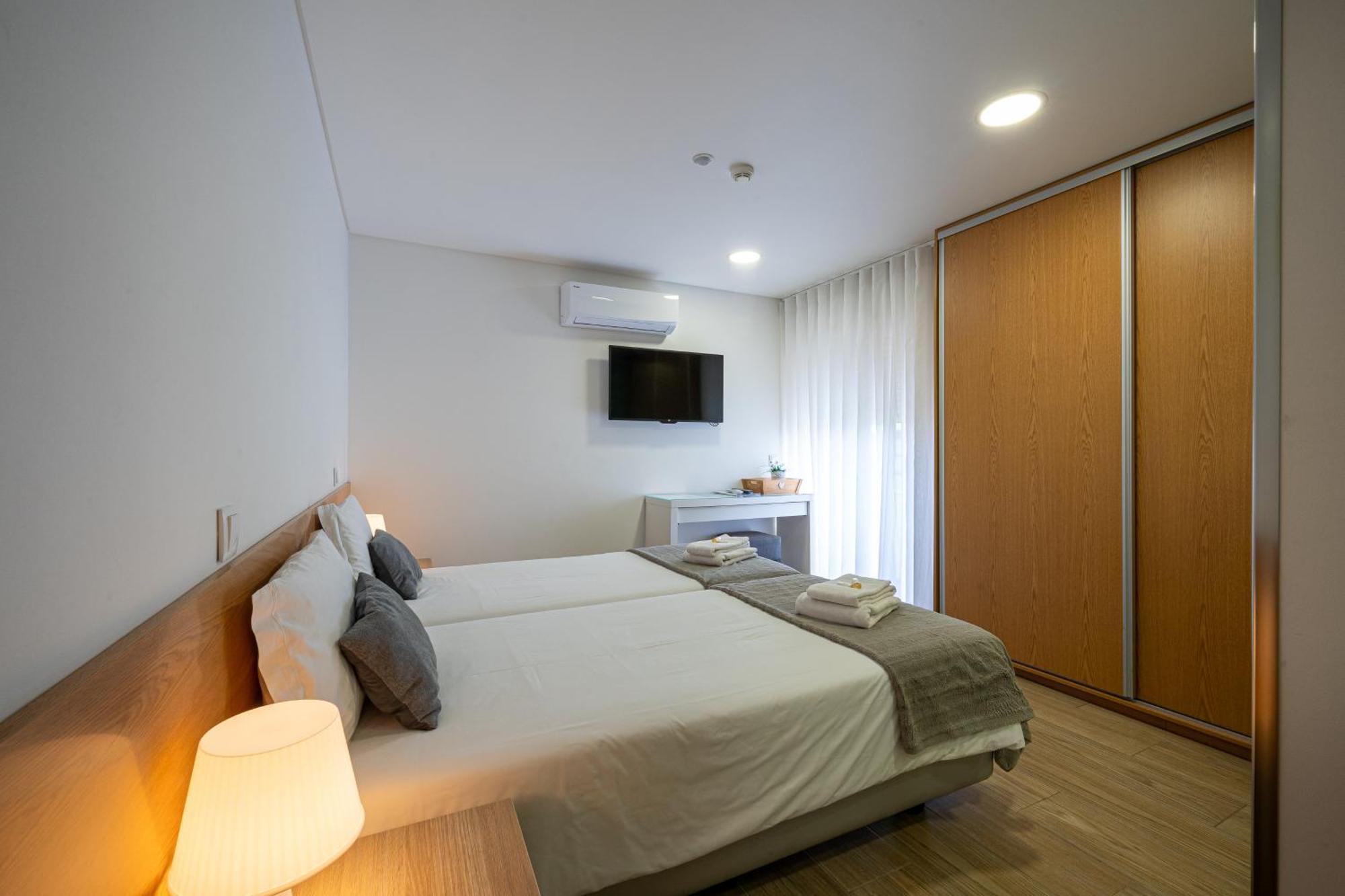 Central Suites 3 เซาโจเอา ดา มาเดย์รา ภายนอก รูปภาพ
